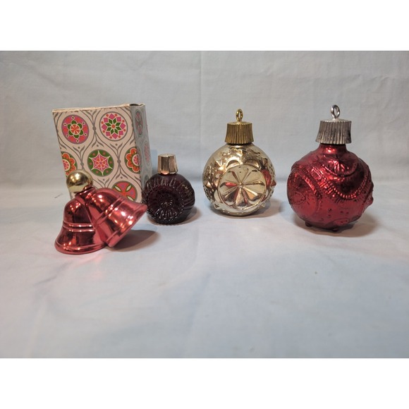 Avon Christmas Ornaments Set of 4 empty perfume bottles - Picture 1 of 14